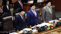 Fadli Zon (tengah) dan Fahri Hamzah (kanan) jadi pimpinan DPR periode 2014-2019. Mereka awalnya mendampingi Setya Novanto (kiri) yang jadi Ketua DPR sebelum jadi terpidana kasus korupsi e-KTP  (Foto: Lamhot Aritonang/detikcom)