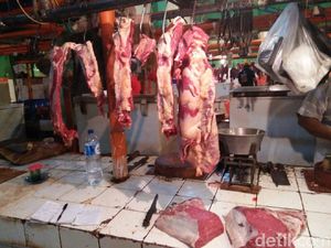 Setop Mogok, Pedagang Daging Sapi Mulai Jualan Hari Ini