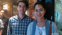 Prisia Nasution juga menikahi pria yang juga aktor. Pria asal Negeri Jiran itu bernama Iedil Putra dan mempersunting Prisia pada Juni 2016 lalu. Foto: Veynindia Esaloni Pardede