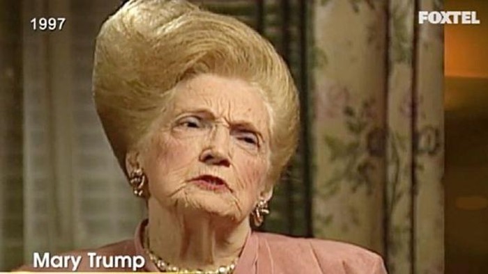 Mulai dari Gaya Rambut, Ini Dia Kemiripan Donald Trump dan Ibunya