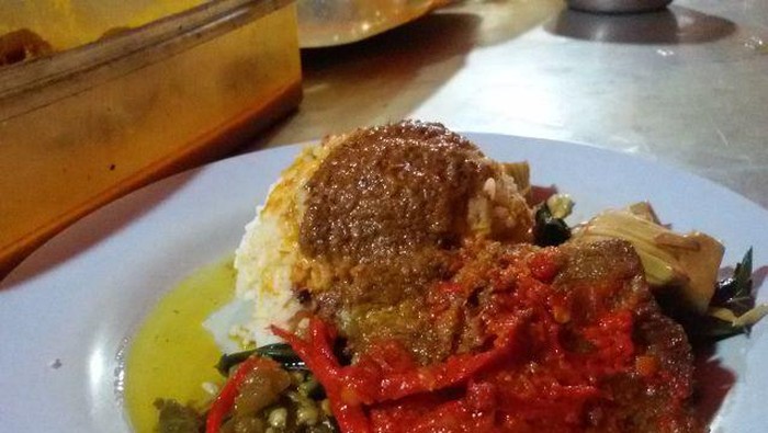 Sate Padang dan Nasi Kapau Minang yang Sedap Ada di 