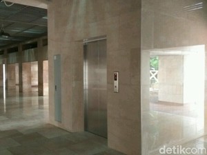 Sambut Raja Salman, Masjid Istiqlal Pasang Lift Baru