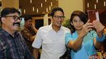 Sandiaga Uno Jadi Rebutan di Nobar SYTD 2