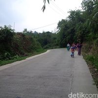 Melihat Jalan Lingkar Barat, 'Trans Papuanya Purwakarta'