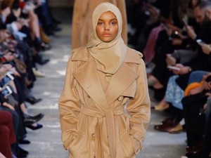 5 Model Cantik Berwajah Unik yang Mencuri Perhatian di Pekan Mode 2017