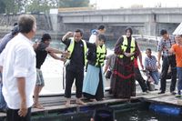 Serunya Ustadz Yusuf Mansyur memancing (dok Pemkot Banda Aceh)