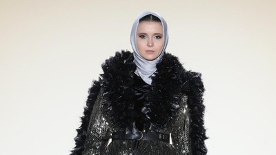 Foto: Koleksi Busana Anniesa Hasibuan di New York Fashion Week