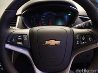 Mengetes SUV Kecil Buatan Amerika di Pulau Dewata