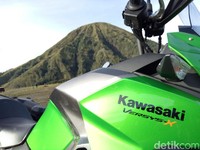 Taklukkan Beragam Kondisi Jalan Bromo dengan Kawasaki Versys-X 250