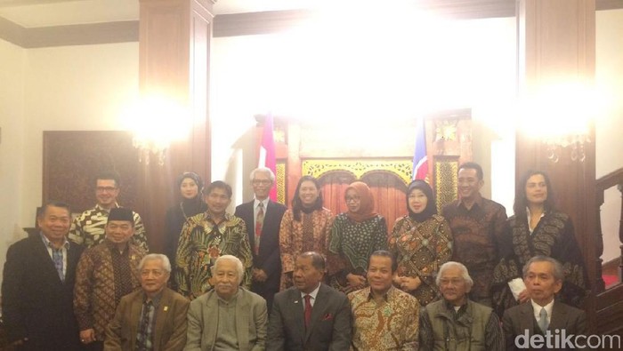 Momen Silaturami Delegasi DPR dengan Diaspora Indonesia di Ceko