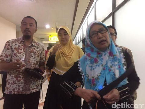 Dua jamaah umroh asal Pasuruan ditahan di Jeddah tiba di rumah