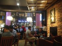 Caribou: Bersantai Menikmati <i>Steak Sandwich</i> Enak Bersama <i>Turtle Mocha</i>