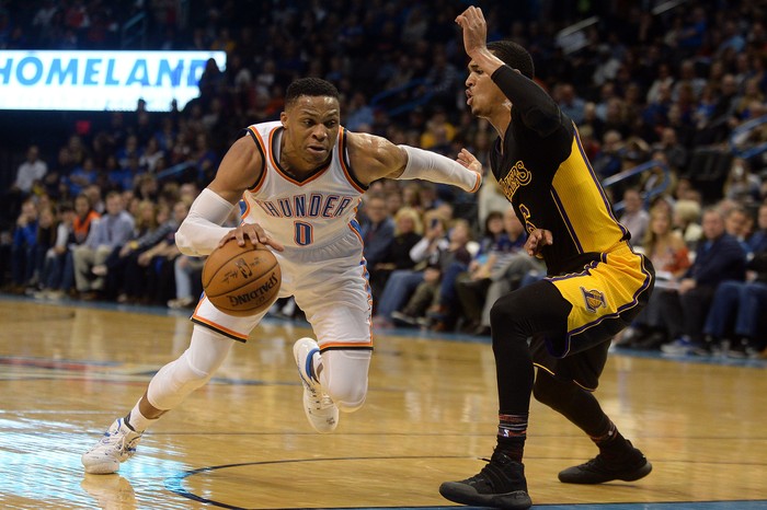 Westbrook Cetak Triple-Double ke-28, Thunder Tundukkan Lakers