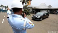 TNI menggelar simulasi pengamanan kedatangan Raja Salman di Bandara Halim Perdanakusuma.