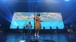 Melagukan Film di Galih & Ratna Concert