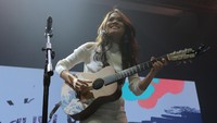 Selain bermain di film Galih dan Ratna, Sheryl juga mengisi soundtrack-nya. Foto: Hanif Hawari