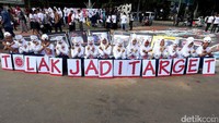 Para siswa menolak menjadi target.