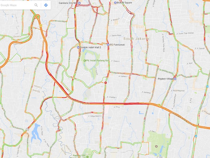 Hujan Guyur Jakarta, Tol JORR Arah TMII Macet 7 Km