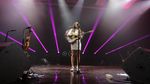 Melagukan Film di Galih & Ratna Concert