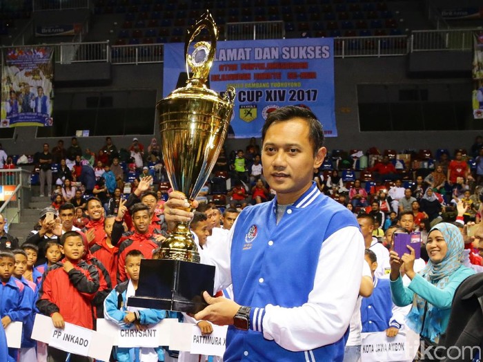 Liburan ke Tawangmangu, Agus: Saya Rileks Bersama Keluarga