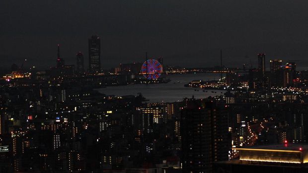 Ada Cerita Kala Senja Berpamitan dari Osaka