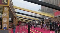 Karpet merah hingga patung-patung emas Oscar pun telah dipasang. Foto: Delia Arnindita Larasati