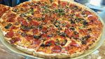 Asyiknya Bikin Pizza Bertopping Pepperoni Jamur Super Besar!