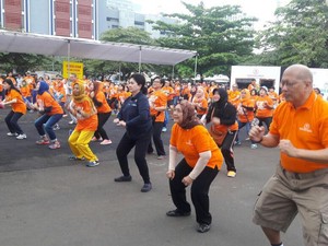 Peringatan Hari Kanker Sedunia Digelar di Kawasan CFD Sudirman