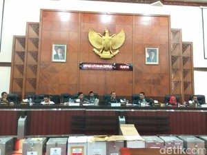 Hasil Akhir Pleno KIP Aceh: Pasangan Irwandi-Nova Unggul