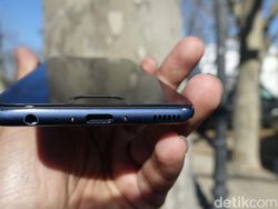 Ada Kamera Leica Premium di Huawei P10 Plus