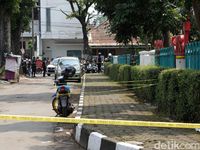 Polisi Amankan Tutup Panci dari Bom yang Diledakkan di Bandung