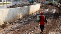 Hal itu dilakukan untuk memudahkan pekerjaan.