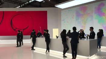 Ini adalah pencapaian yang luar biasa sebagai hasil konsistensi penelitian dan pengembangan sepanjang tahun, dikombinasikan dengan keahlian Oppo pada inovasi teknologi kamera smartphone. Teknologi 5x dapat menginspirasi industri smartphone ke tahap yang lebih tinggi, kata Sky Li, Vice President and Managing Director of International Mobile Business Oppo. (Foto: detikINET/Adi Fida Rahman)