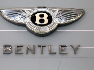 Bentley Pertimbangkan Keluar dari Inggris