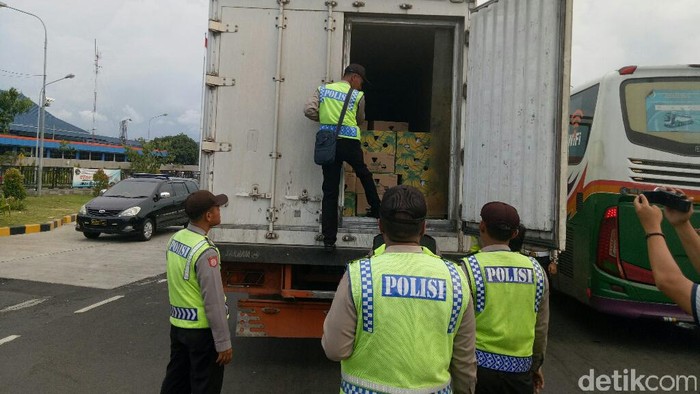 Pasca Bom Bandung, Polisi Perketat Pengamanan Pelabuhan Ketapang