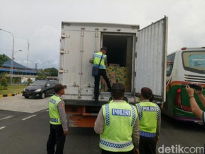 Pasca Bom Bandung, Polisi Perketat Pengamanan Pelabuhan Ketapang