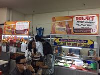 Kalau ke Kantin Pacific Place, Wajib Cicip Ayam Bakar dan Gado-gado