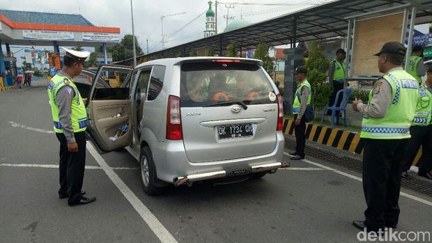 Pasca Bom Bandung, Polisi Perketat Pengamanan Pelabuhan Ketapang