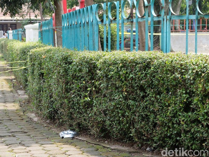 Polisi Amankan Tutup Panci dari Bom yang Diledakkan di Bandung