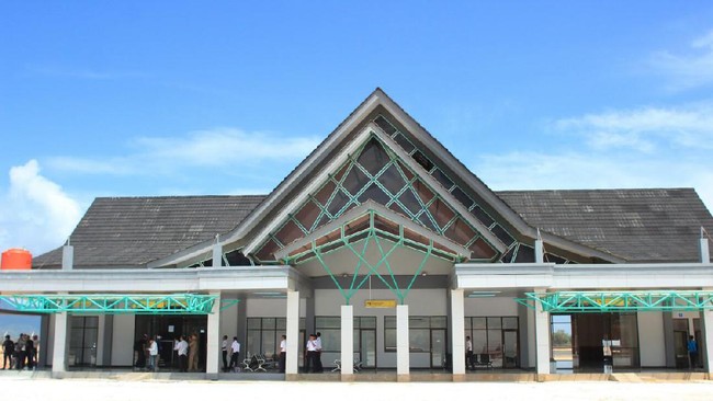 Jokowi Sudah Bangun 10 Bandara Baru