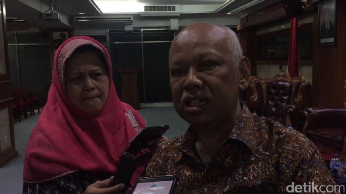 Kata Guru Besar UIN soal Spanduk Tolak Salatkan Jenazah