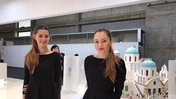 Wanita-wanita cantik yang siap melayani undangan dari media-media luar salah satunya tim detikINET yang mendapat undangan eksklusif. (Foto: detikINET/Adi Fida Rahman)