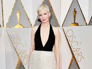 Michelle Williams Bakal Perankan Venom Perempuan