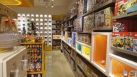 Lanjut, ada PIK Avenue Mall. Traveler mau belanja barang-barang luxury atau highend? Kamu bisa datang ke PIK Avenue Mall yang merupakan premium retail space di Jakarta Utara. Tak hanya wisata belanja, PIK Avenue Mall juga memiliki restoran, kafe, co-working space, pusat kebugaran hingga hotel berbintang. Lokasinya tak terlalu jauh dari kawasan pantai reklamasi. Jabbar Ramdhani/detikcom.
