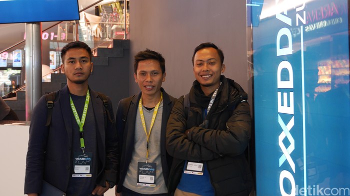 Foto: Tim Habibi Garden, (ki-ka) Dian Prayogi Susanto, Irsan Rajamin, Rahmat Adhi Pratomo. (detikINET/Anggoro Suryo Jati) Foto: Tim Habibi Garden, (ki-ka) Dian Prayogi Susanto, Irsan Rajamin, Rahmat Adhi Pratomo. (detikINET/Anggoro Suryo Jati)