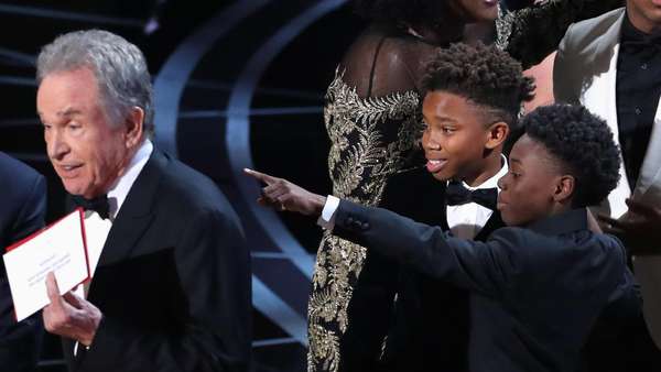 Momen Terbaik di Oscar 2017 Momen Terbaik di Oscar 2017