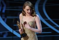 Foto Cantiknya Emma Stone Peraih Aktris Terbaik Di Oscar 2017