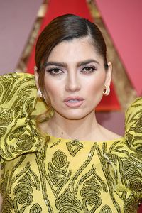 Ups, Aktris Ini Tak Sengaja Pamer Area Intim di Karpet Merah Oscar