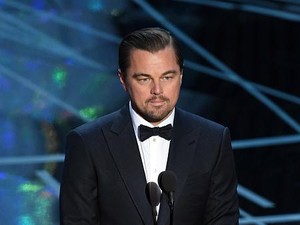 Wanita Ini Didatangkan ke Oscar untuk Rapikan Alis Leonardo DiCaprio