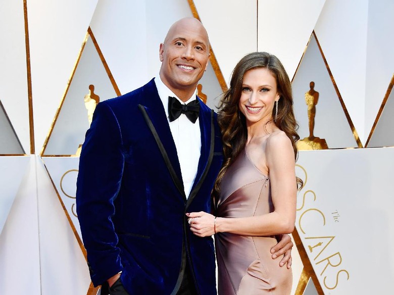 Dwayne Johnson Tolak Nyanyi Soundtrack Moana di Panggung Oscar 2017 Dwayne Johnson Tolak Nyanyi Soundtrack Moana di Panggung Oscar 2017
